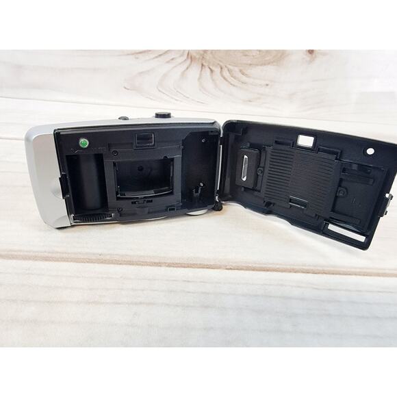 Vintage Bell & Howell Infinite Focus 35mm Panorama Fixed Camera 250NP NEW - Picture 13 of 16